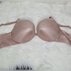 Victoria’s Secret Very Sexy Push Up Bra